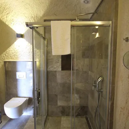 Szálloda 1811 Cave 4*